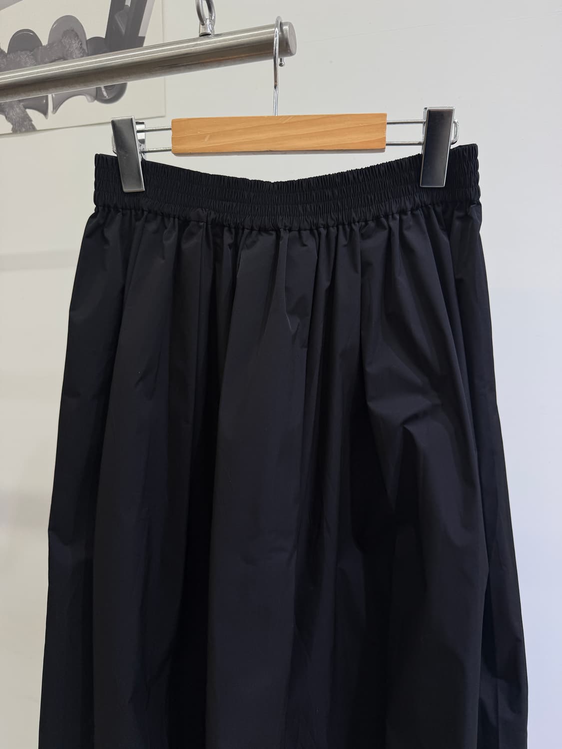 LESSAGE (Made in Japan) 블랙 롱스커트  상품이미지2