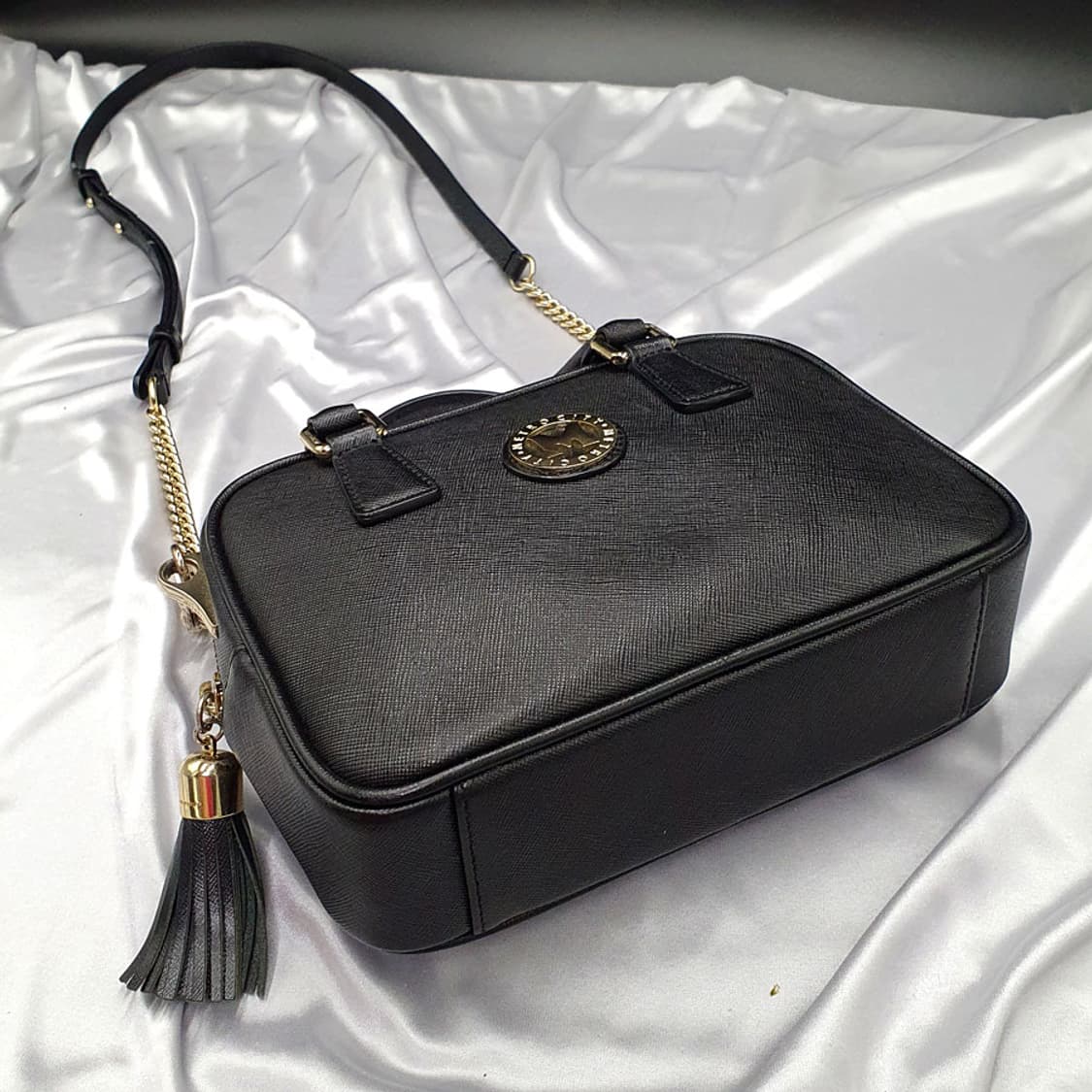 메트로시티 태슬장식 체인 사각 크로스백 중고 가방 은피아노 상품이미지6