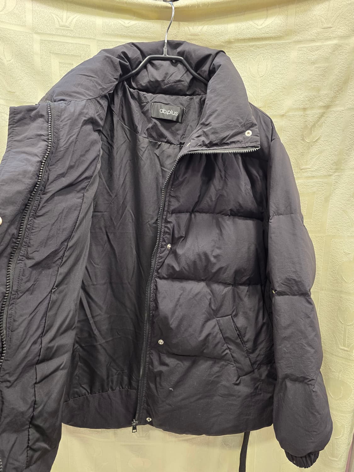 거의새거) 에이비플러스 ab.plus 여성 다운 패딩 점퍼 블랙 66정도 상품이미지6