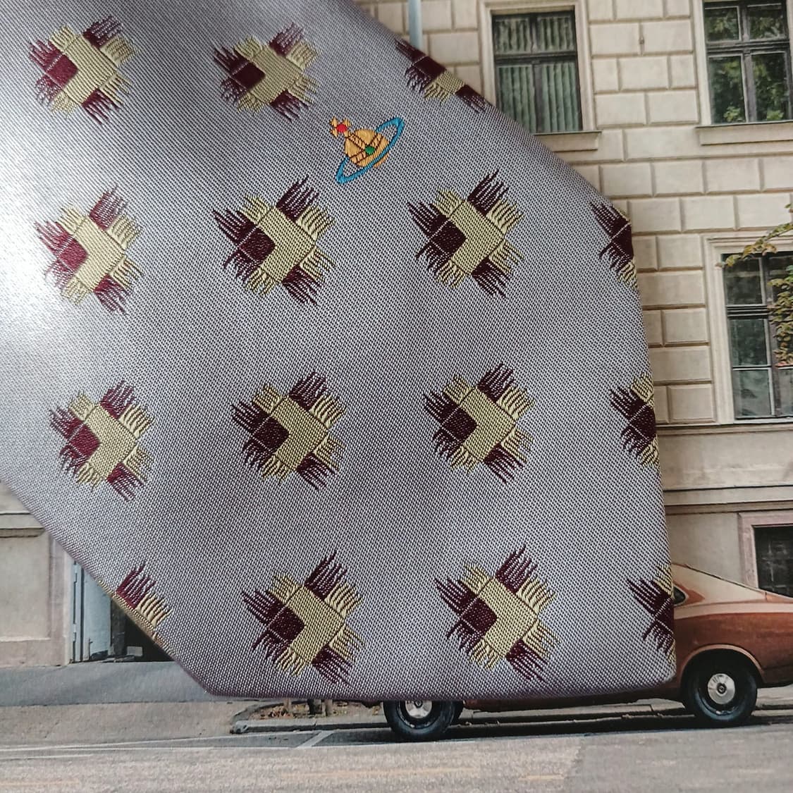 비비안웨스트우드 실크 실버톤 패턴 넥타이 8.9cm A+등급 A19479 상품이미지8