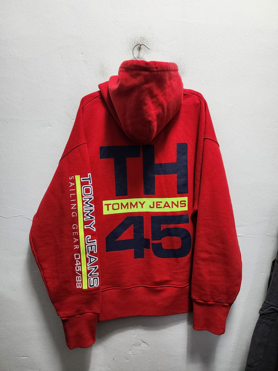 타미진스 세일링기어 레드 후드티 상품이미지2