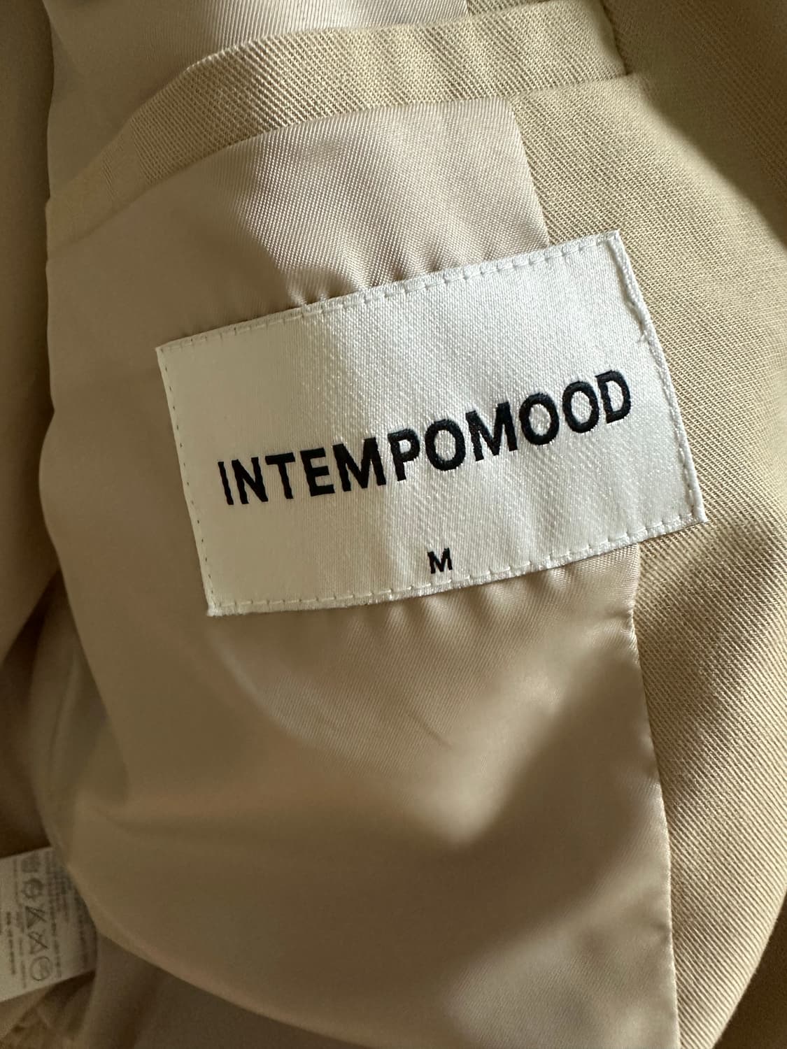 인템포무드 루프 포켓 워크 자켓_샌드베이지 상품이미지4