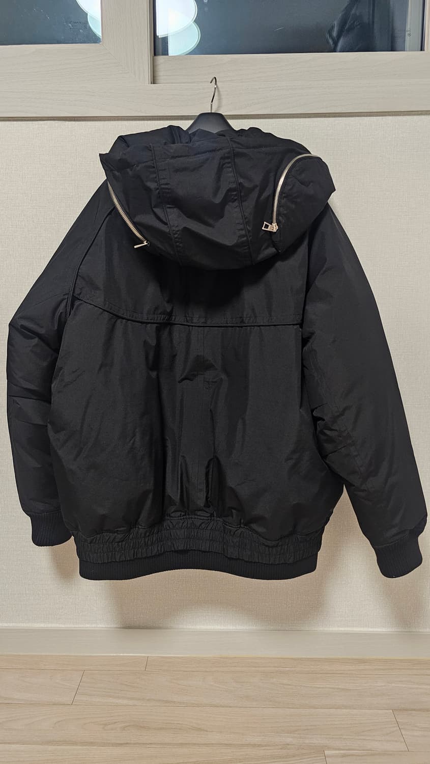 송지오 22FW 와이드 포켓후드 패딩 상품이미지2