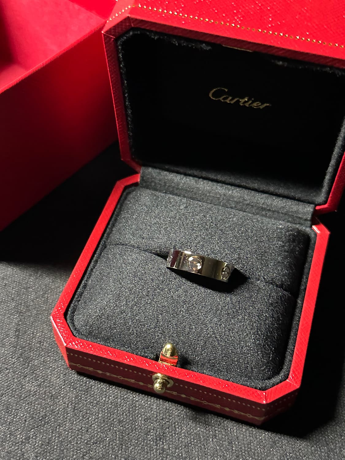 까르띠에 러브링 화이트골드 팝니다 상품이미지4