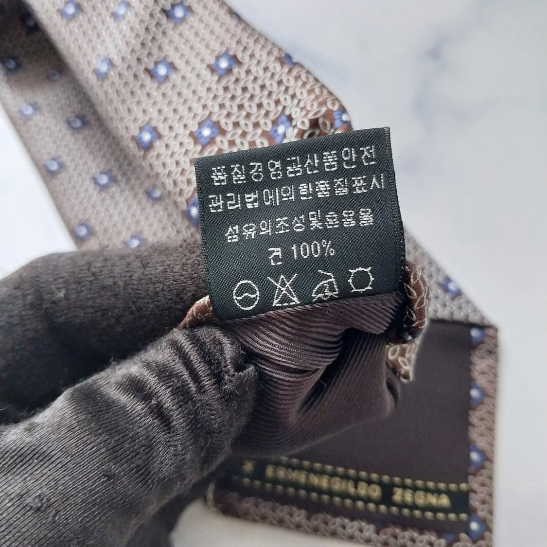 에르메네질도 제냐 브라운 패턴 넥타이 8.7cm S~A+등급 K2614
 상품이미지10