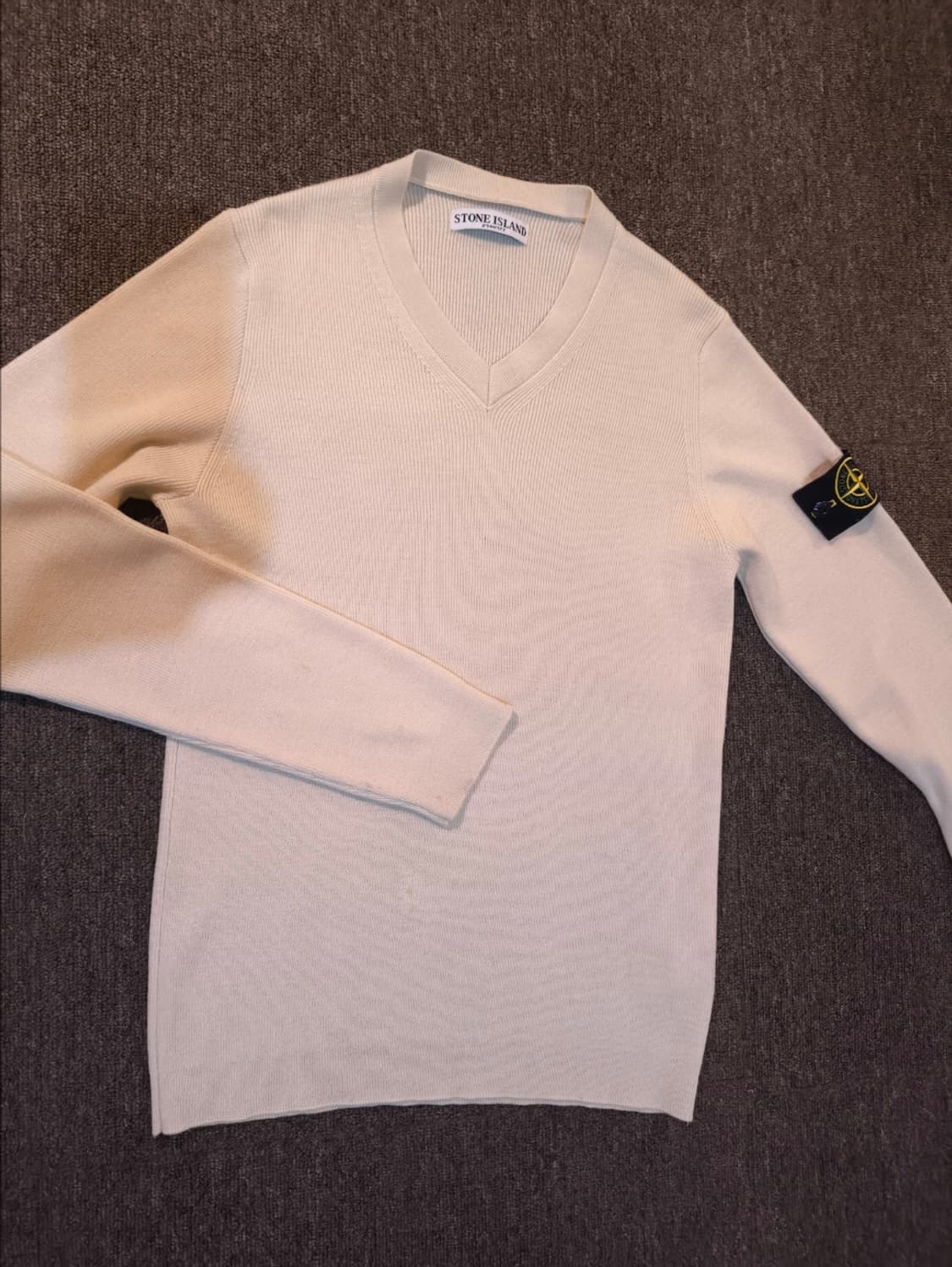 M사이즈 스톤아일랜드 니트 상품이미지1