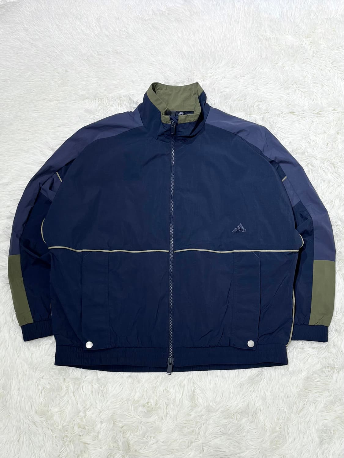 아디다스 스몰로고 투웨이 바람막이 상품이미지4