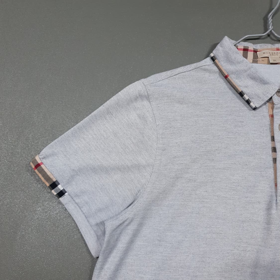 여성 XL) 버버리 크레스트 노바체크 반팔 카라티 폴로 피케 셔츠 그레이 상품이미지4