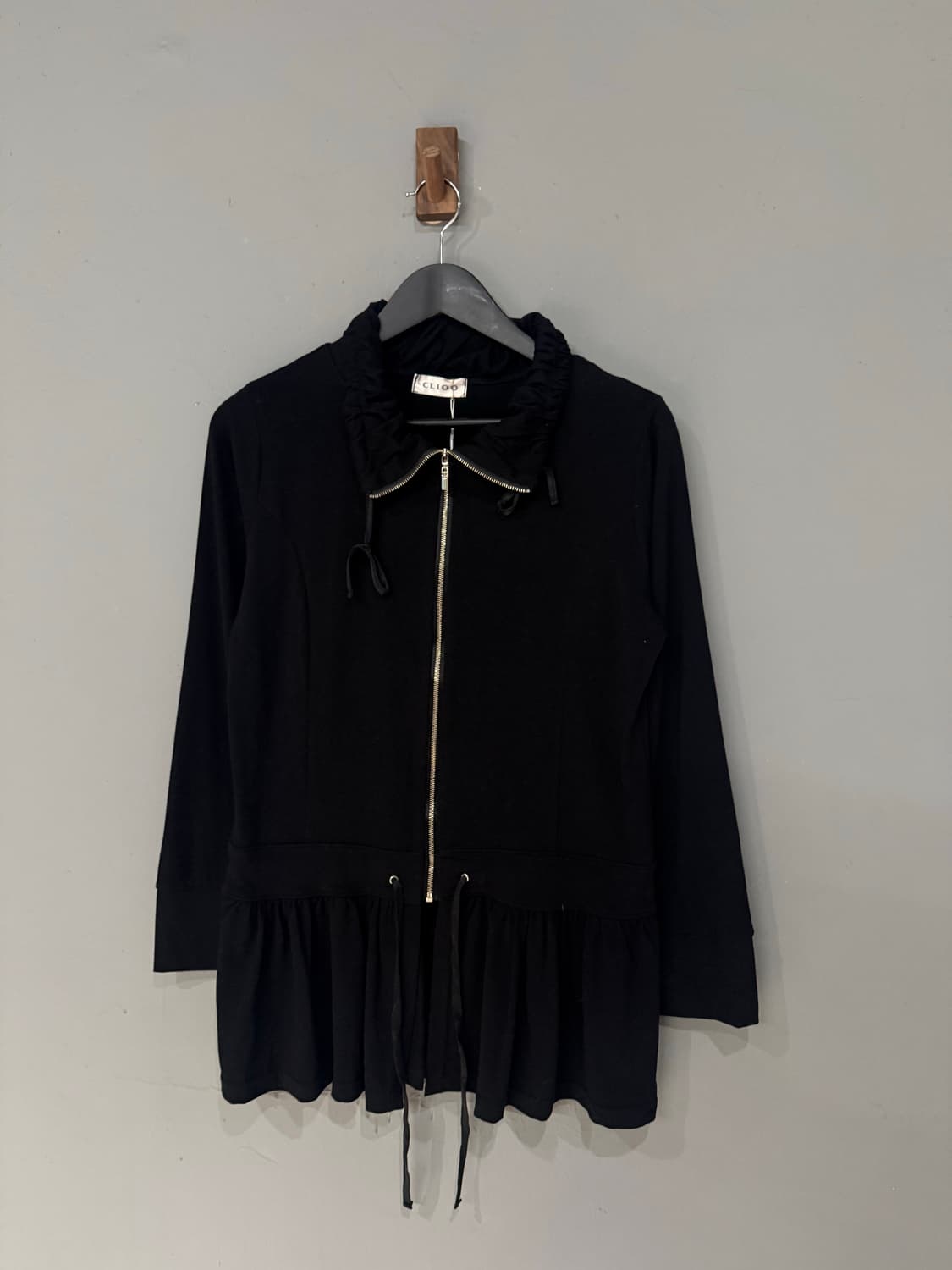 frill detail high-neck zip-up 상품이미지5