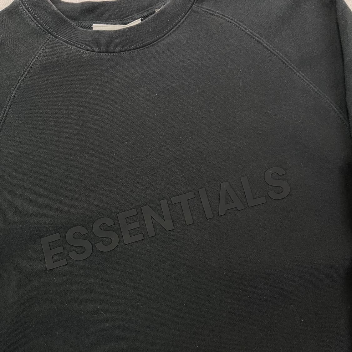 100 피오갓 에센셜 빅로고 맨투맨 상품이미지2