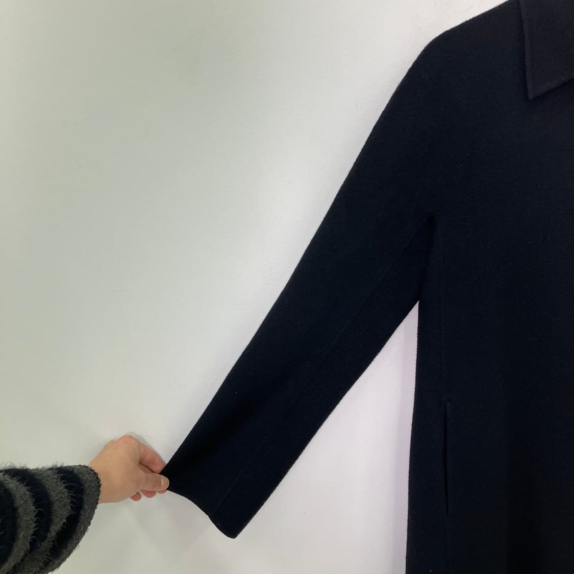 DKNY 디케이엔와이 블랙 울 앙고라 롱코트 S 상품이미지5