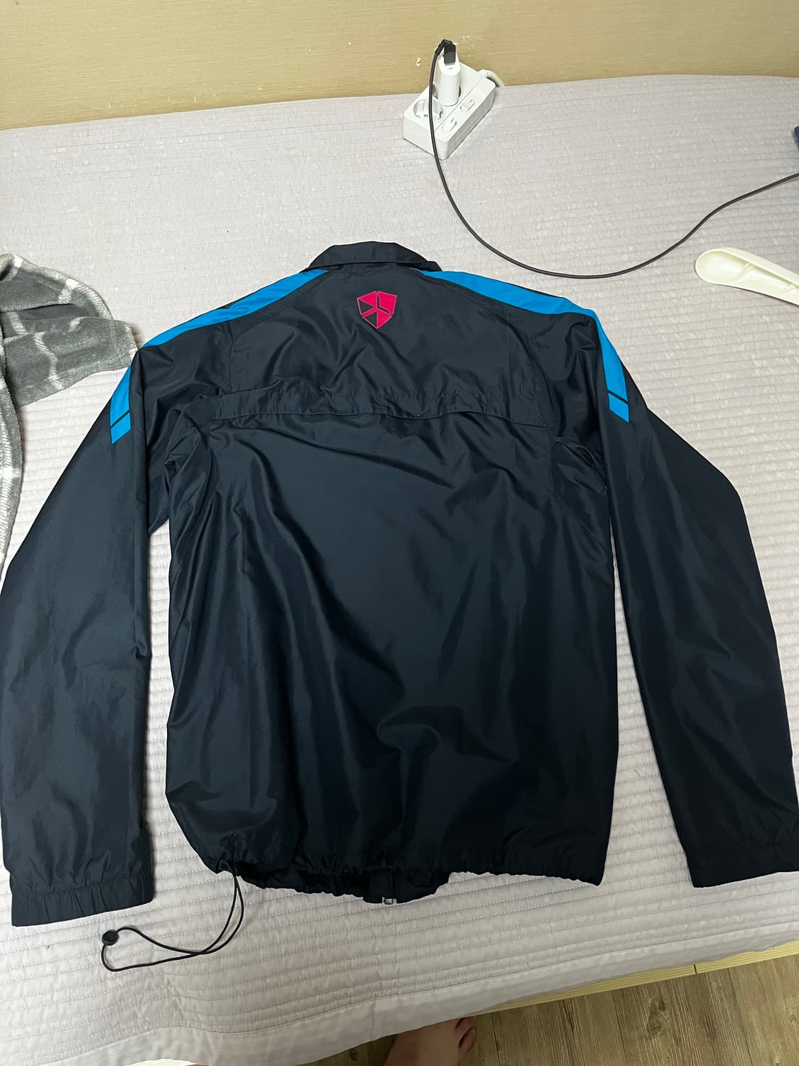 나이키 fc바르셀로나 스톰핏 바람막이 상품이미지2