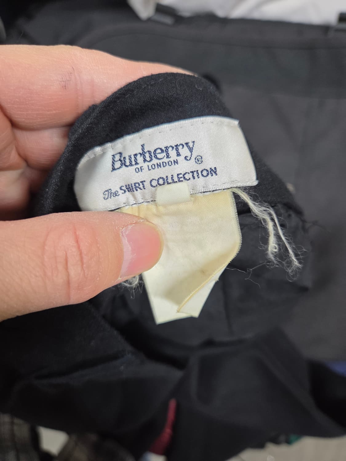 버버리 올드스쿨 투턱 모직 카브라팬츠 대략 30 31 상품이미지4