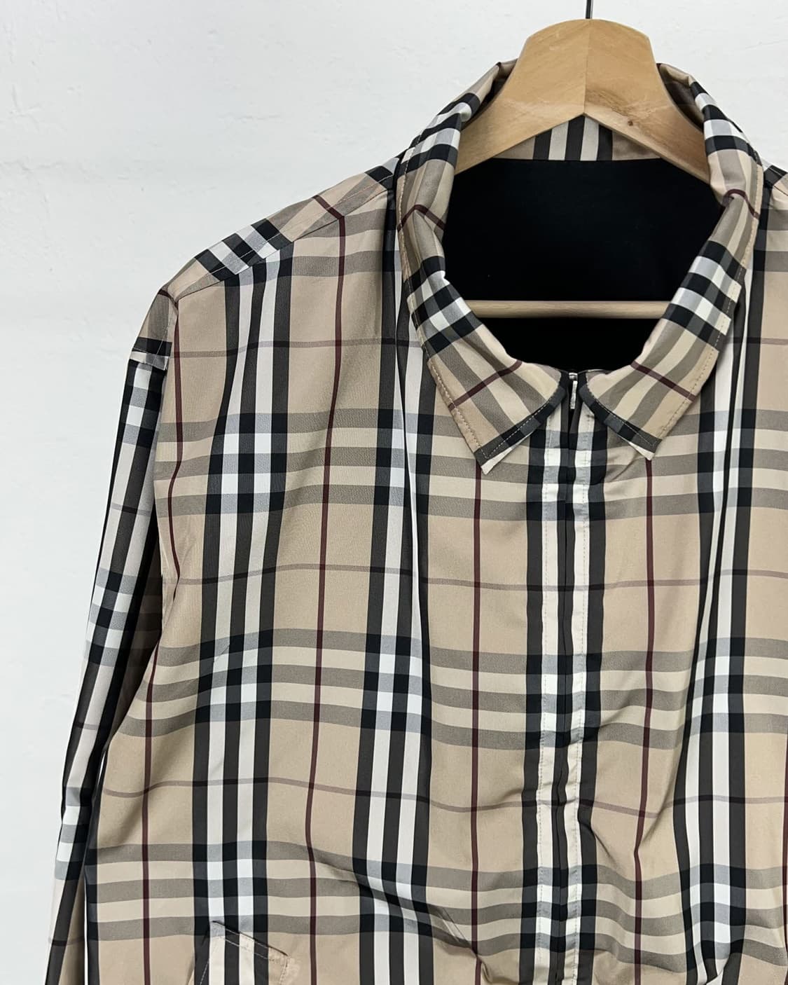 버버리 리버서블 노바 체크 카라 해링턴 자켓 상품이미지3