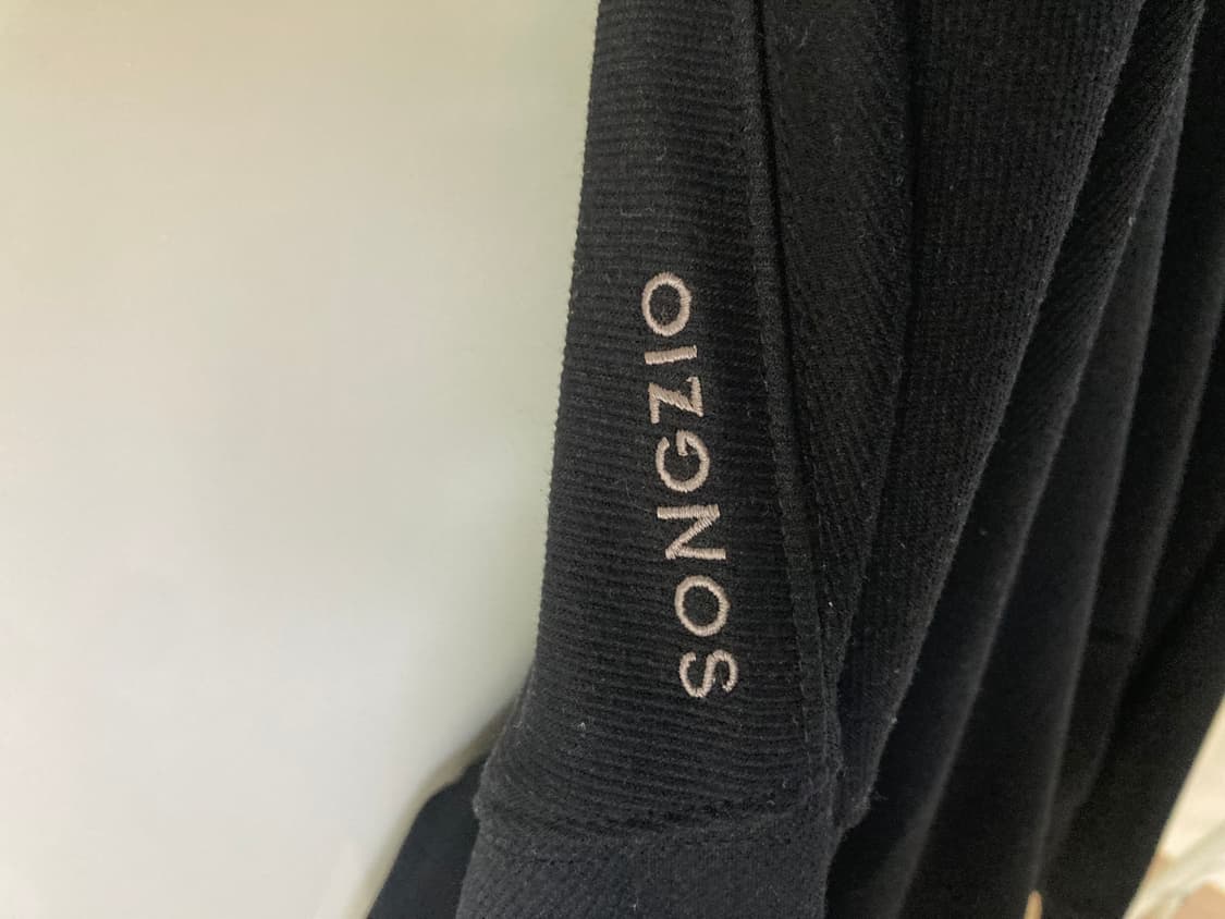 송지오옴므 자수 블랙후드티 46사이즈 상품이미지5