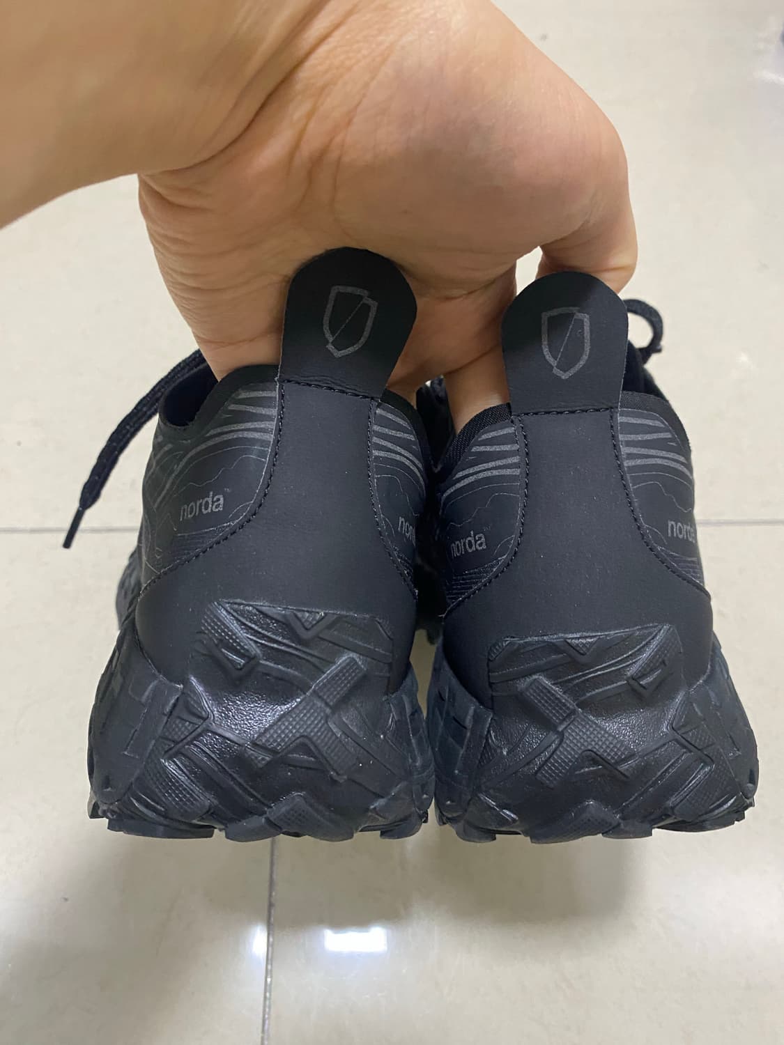 (275) 노다 001 스텔스 블랙 norda 001 상품이미지6