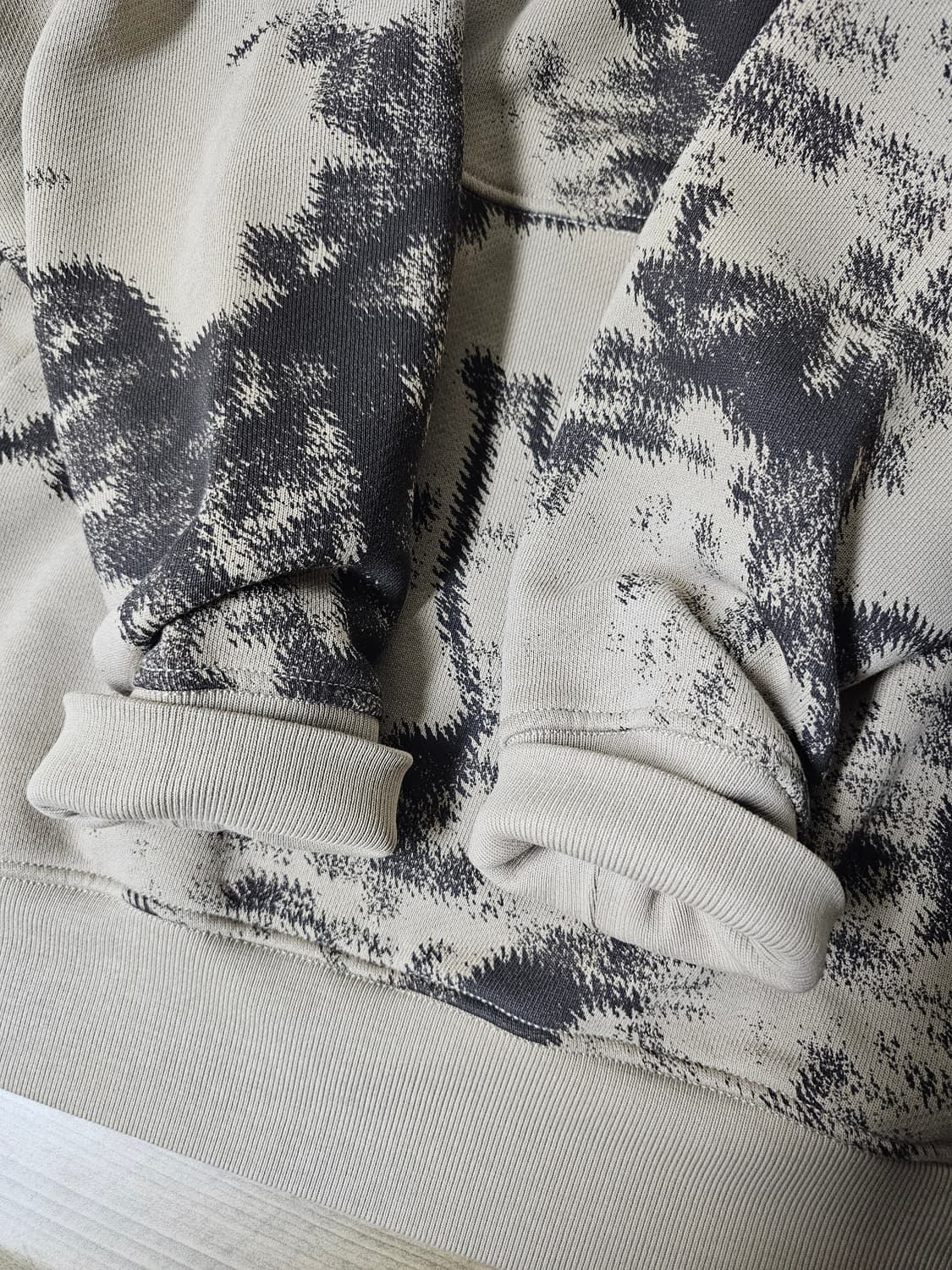 스톤아일랜드 카모플라주 오버사이즈 하프집업 상품이미지6