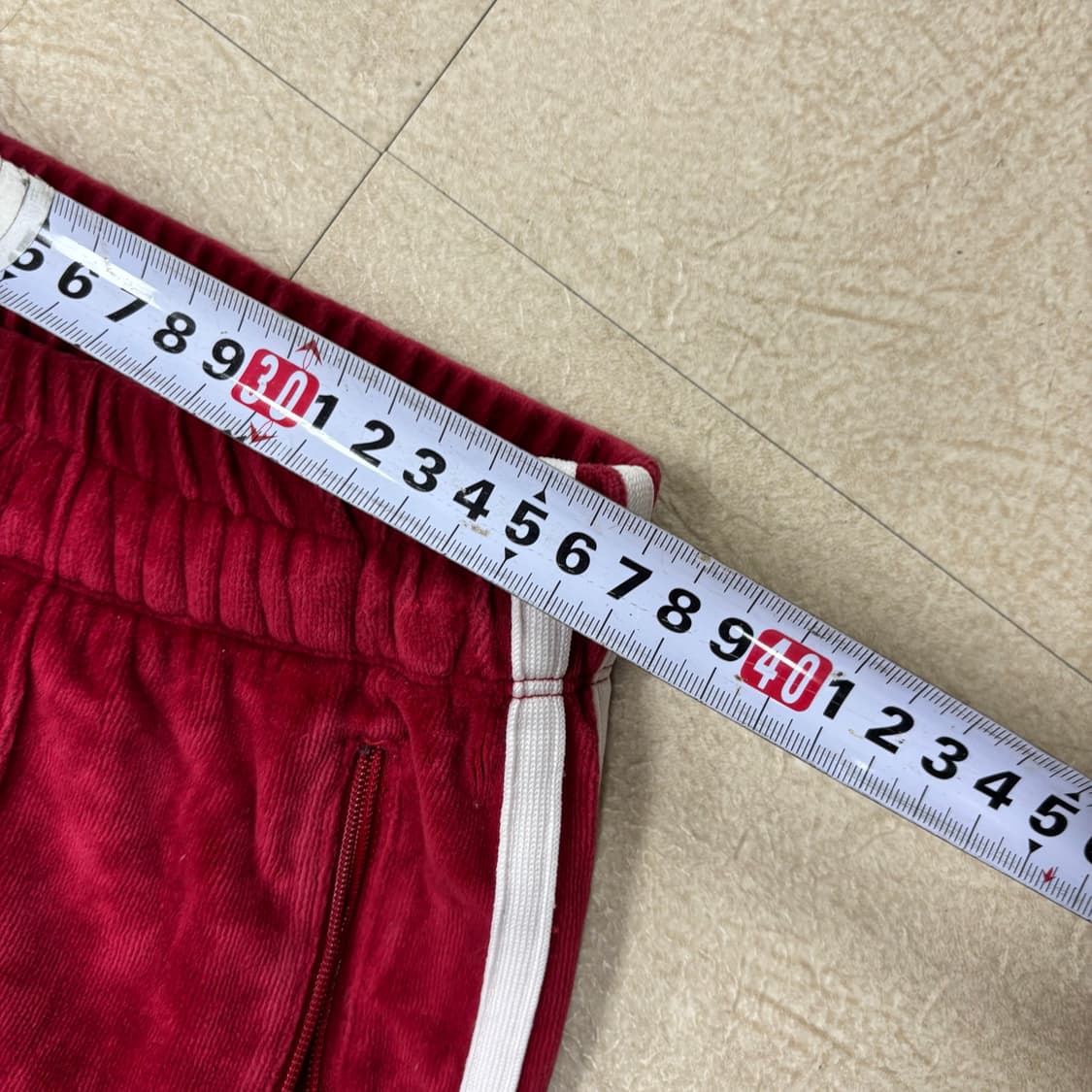 널디 벨벳 레드 트레이닝 팬츠 상품이미지5
