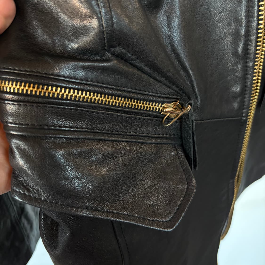 로보xKAALEISUKTAE 콜라보 블랙 가죽 자켓 상품이미지3