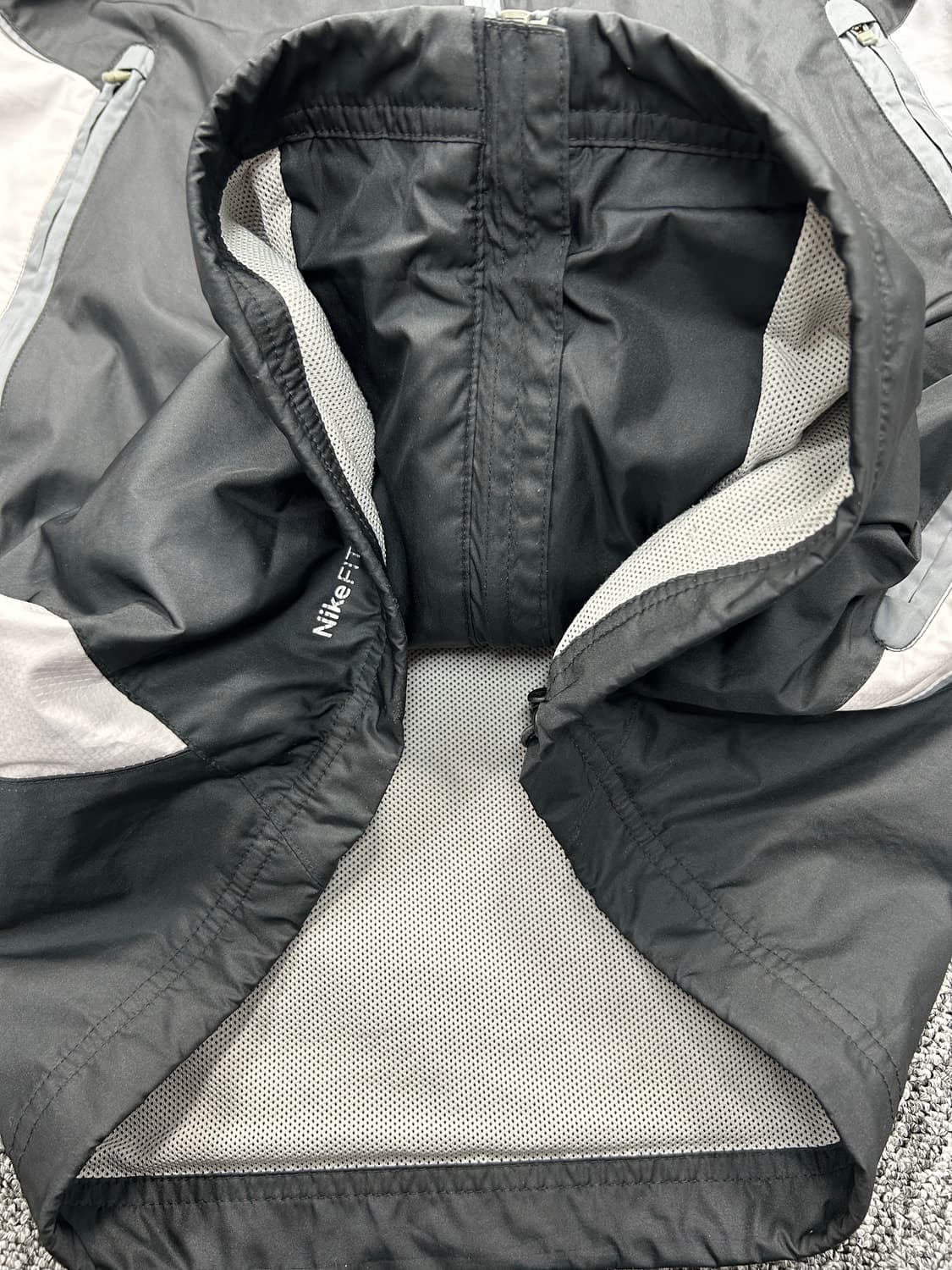 나이키 00s 블랙 그레이 바람막이 XL 상품이미지7