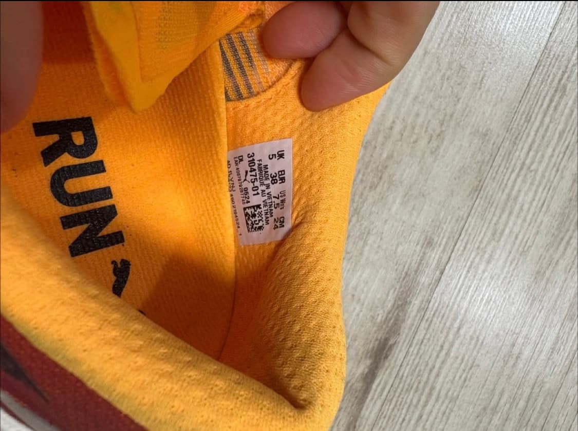 푸마 니트로 오렌지 런닝화 240 상품이미지3