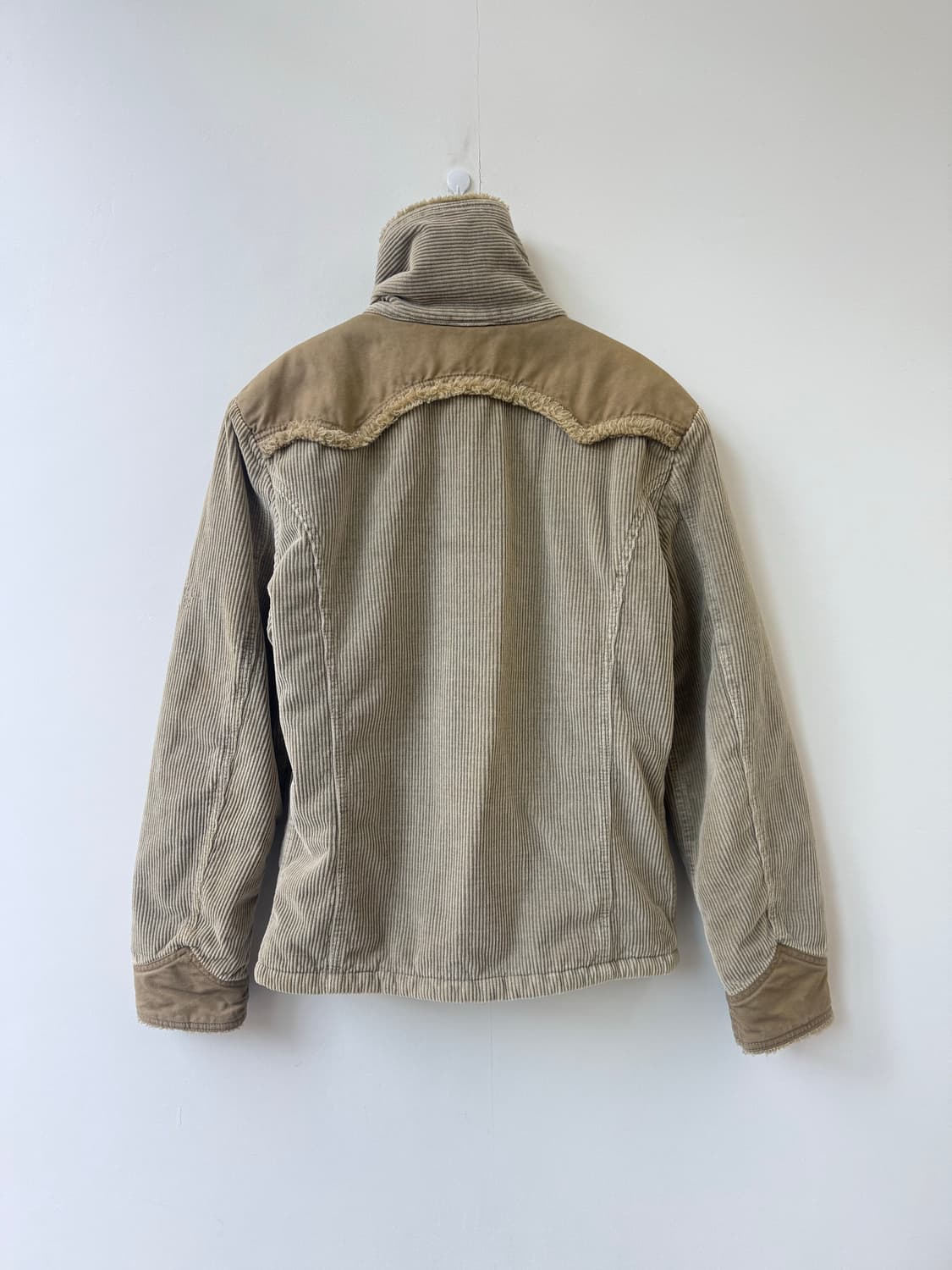 디젤 코듀로이 베이지 무스탕 상품이미지5