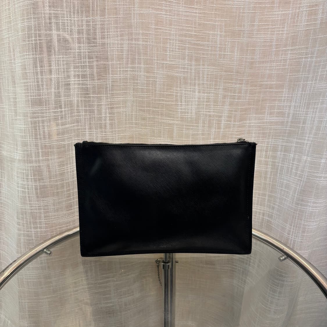 정품 지방시 마리아 클러치백     상품이미지5