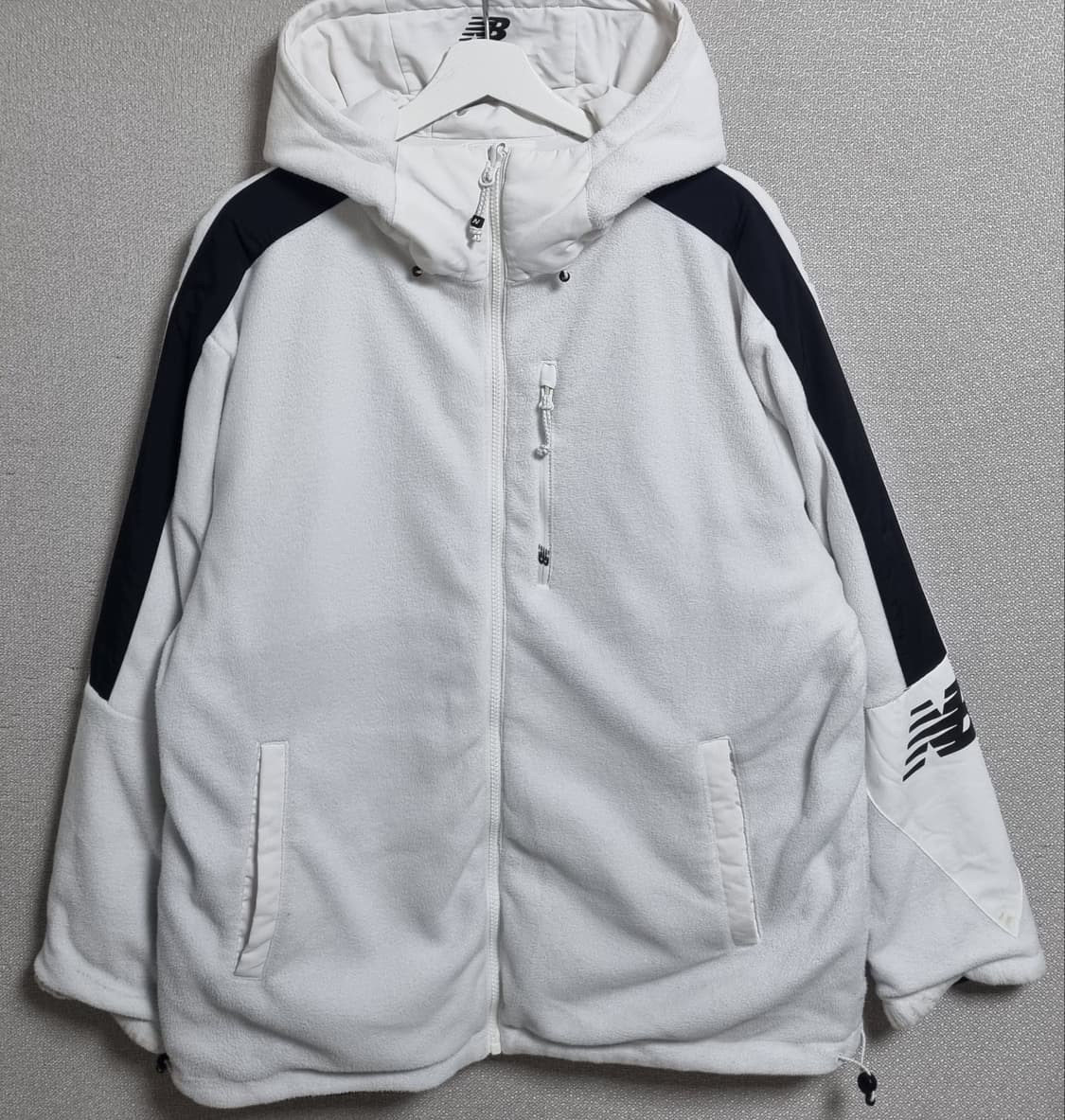 L ) 뉴발란스 화이트 바람막이/플리스 리버시블 자켓  상품이미지1