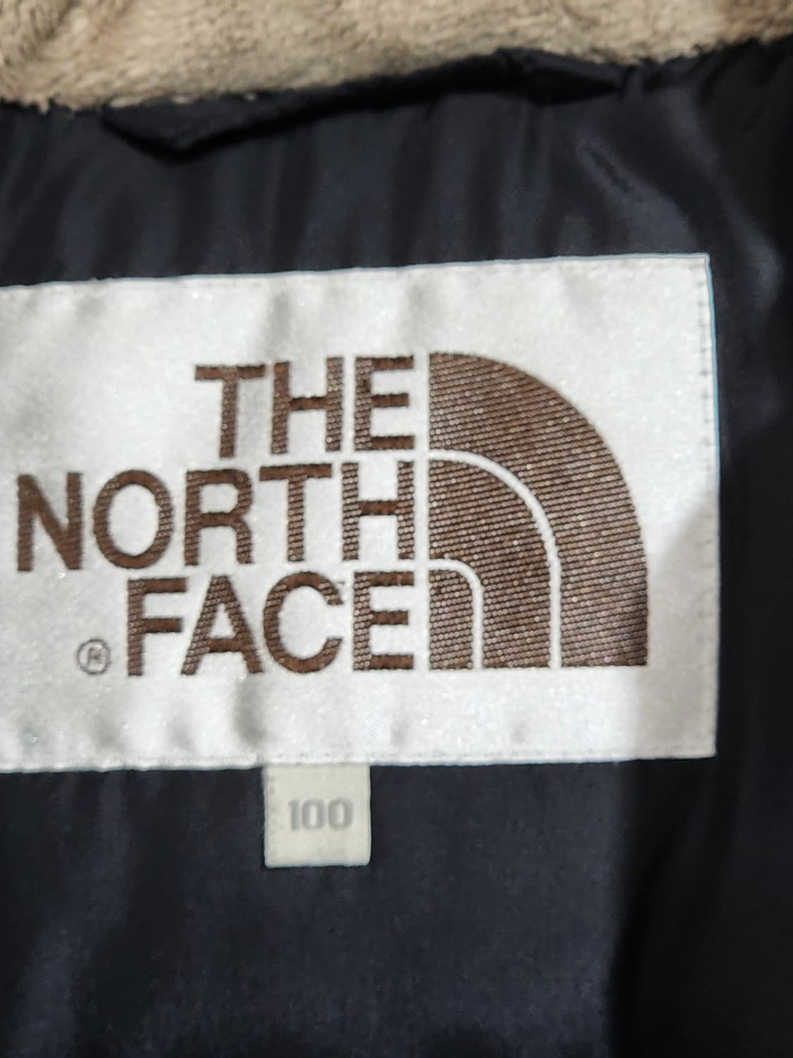 (100) 노스페이스 거위털 패딩조끼 베이지 구스다운 베스트  상품이미지3