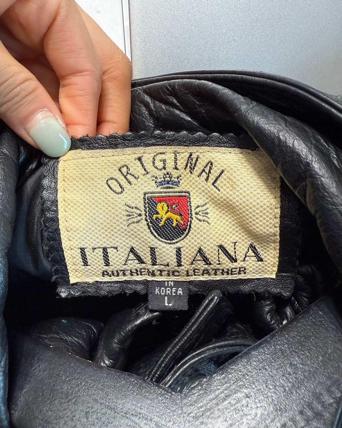 italiana 블랙 카우하이드 레더 자켓  상품이미지8