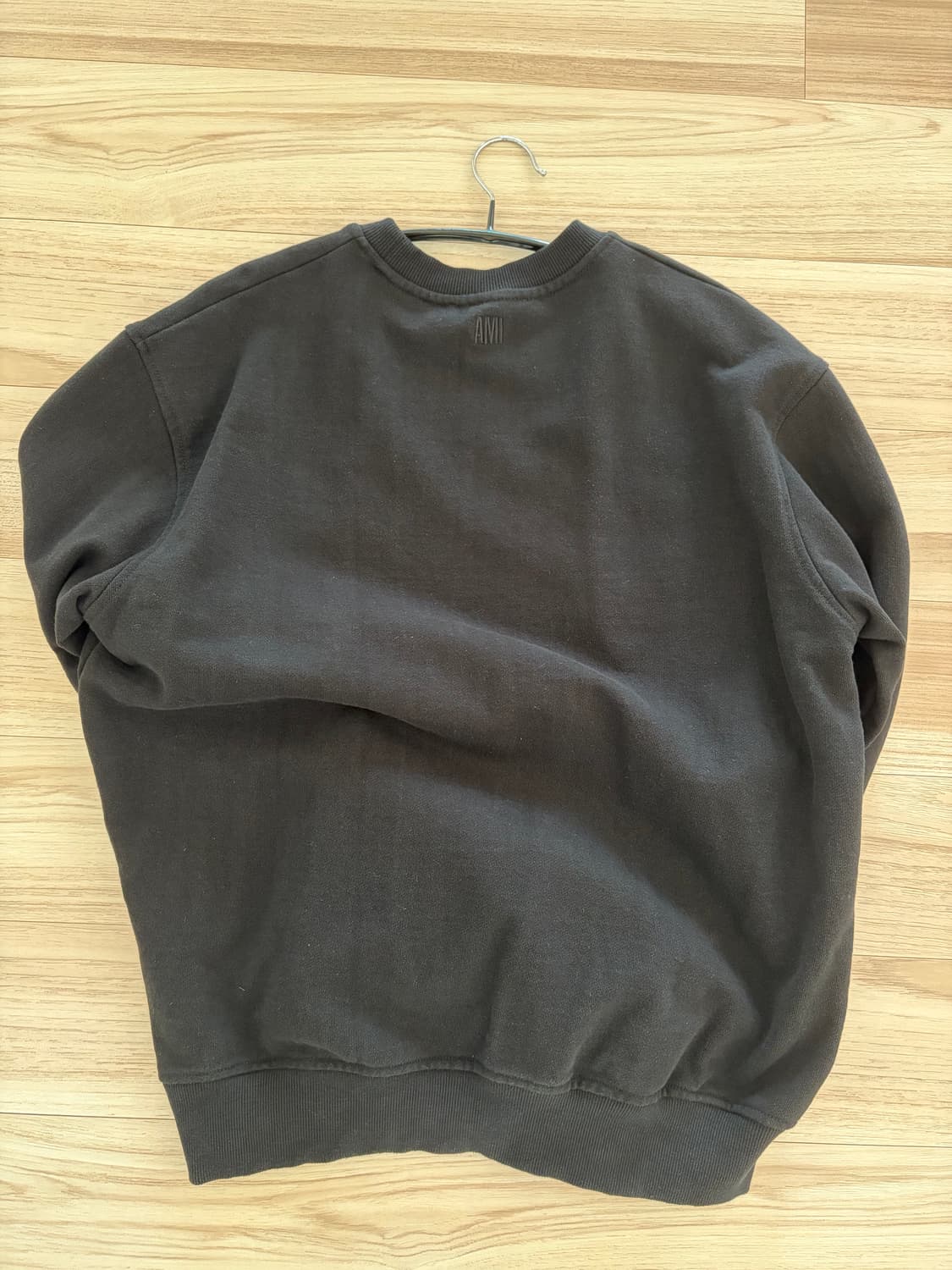 아미 스몰하트 블랙 맨투맨 m 상품이미지5