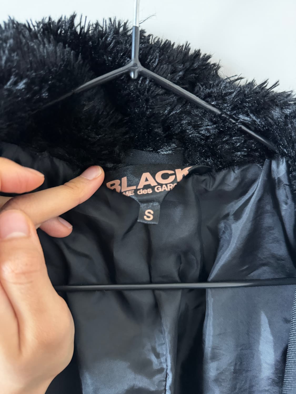 Comme des Garcons black fur coat 상품이미지8