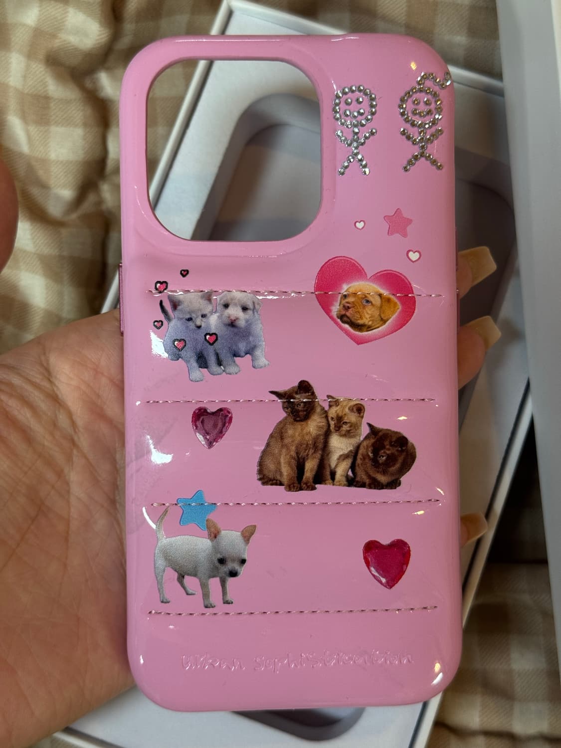 어반소피스티케이션 퍼피크러쉬 아이폰 15pro 상품이미지2