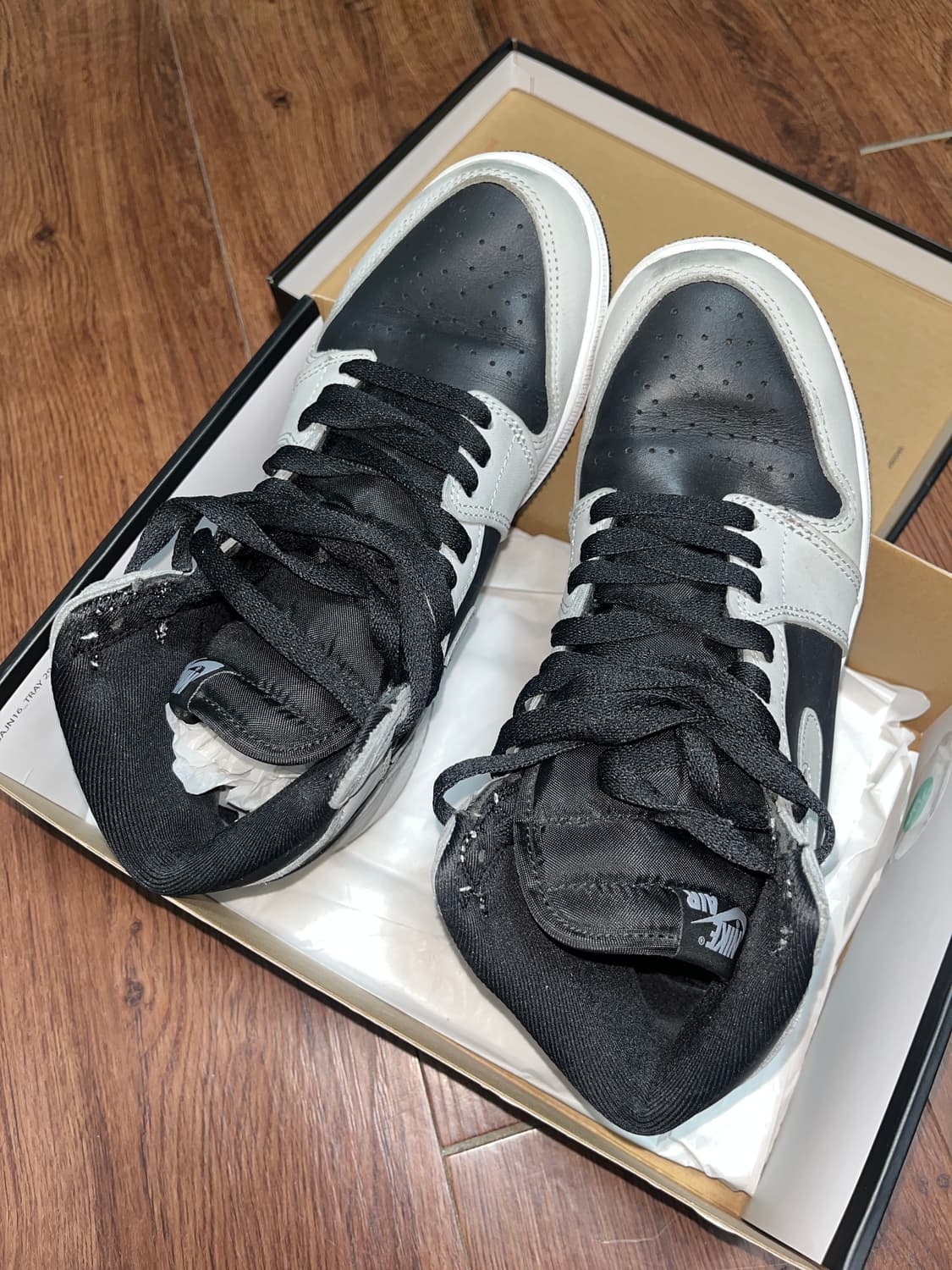 GS 나이키 조던1 레트로 하이 OG 쉐도우 2.0 상품이미지3