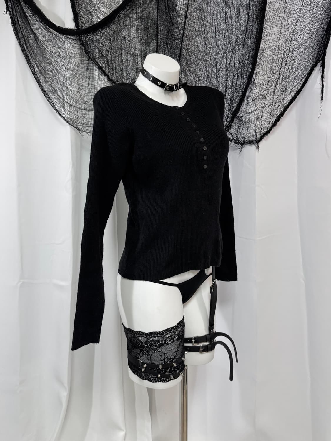 black t-shirt 상품이미지2