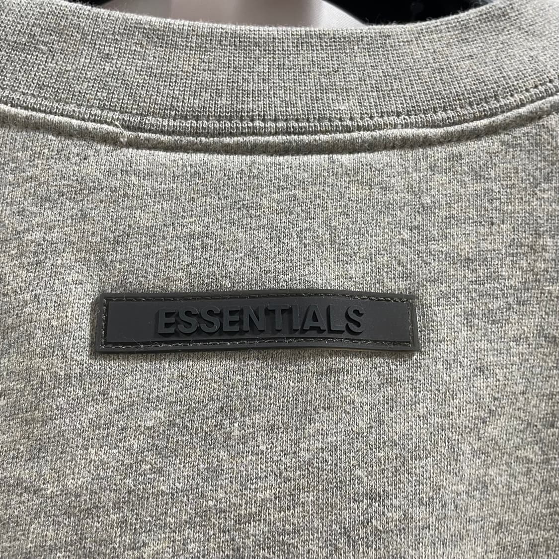 피어오브갓 에센셜/ 체스트 로고 스웻셔츠 헤더 오트밀/ XL 상품이미지6