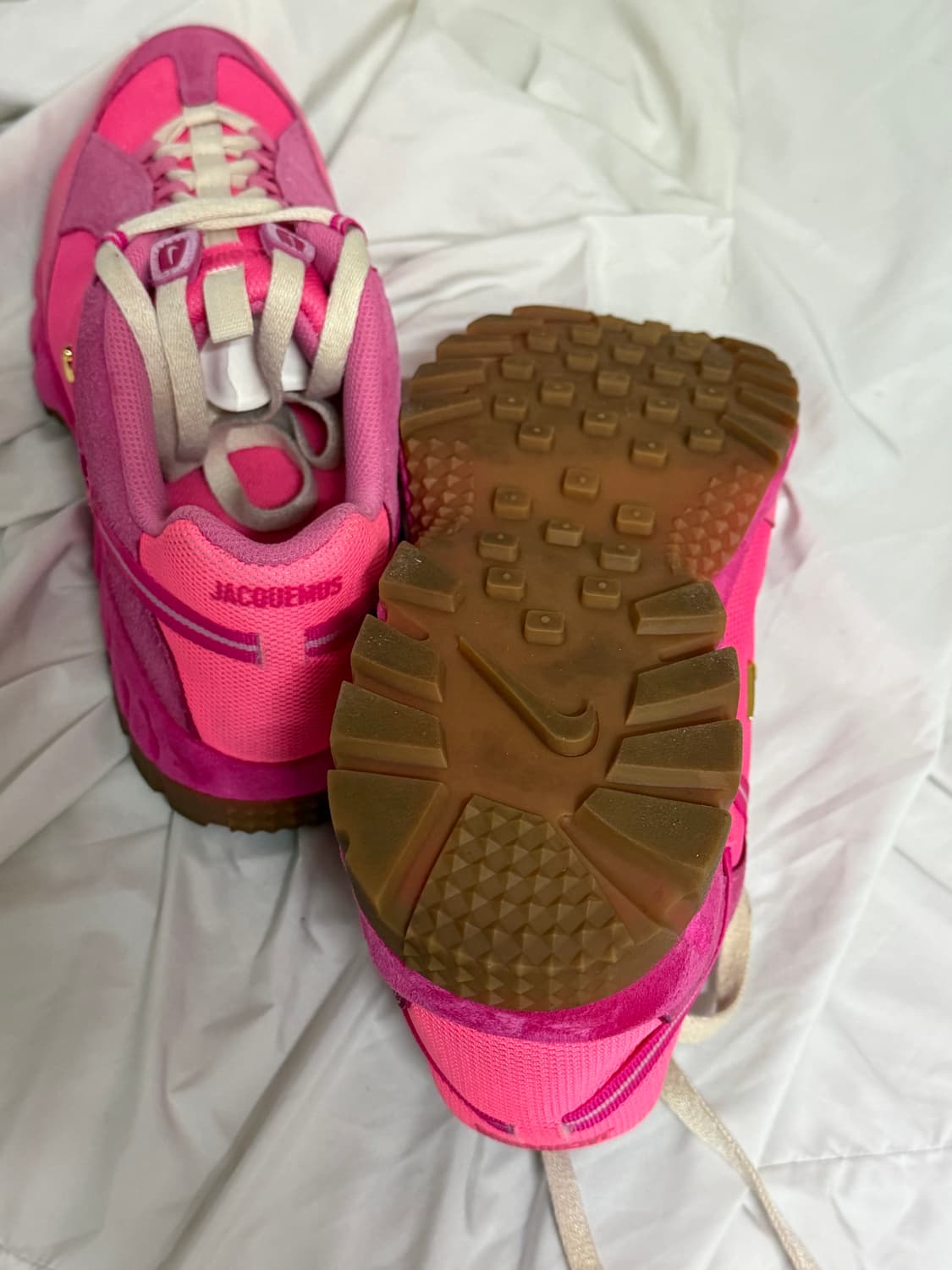 나이키 x 자크뮈스 에어 휴마라 LX 핑크 플래쉬 상품이미지7