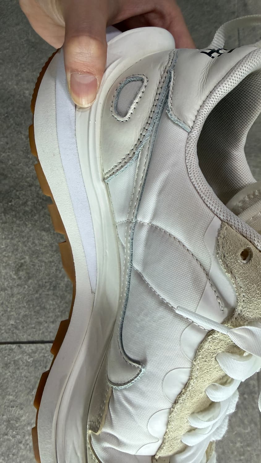 나이키 사카이 화이트 앤 검 265 상품이미지3