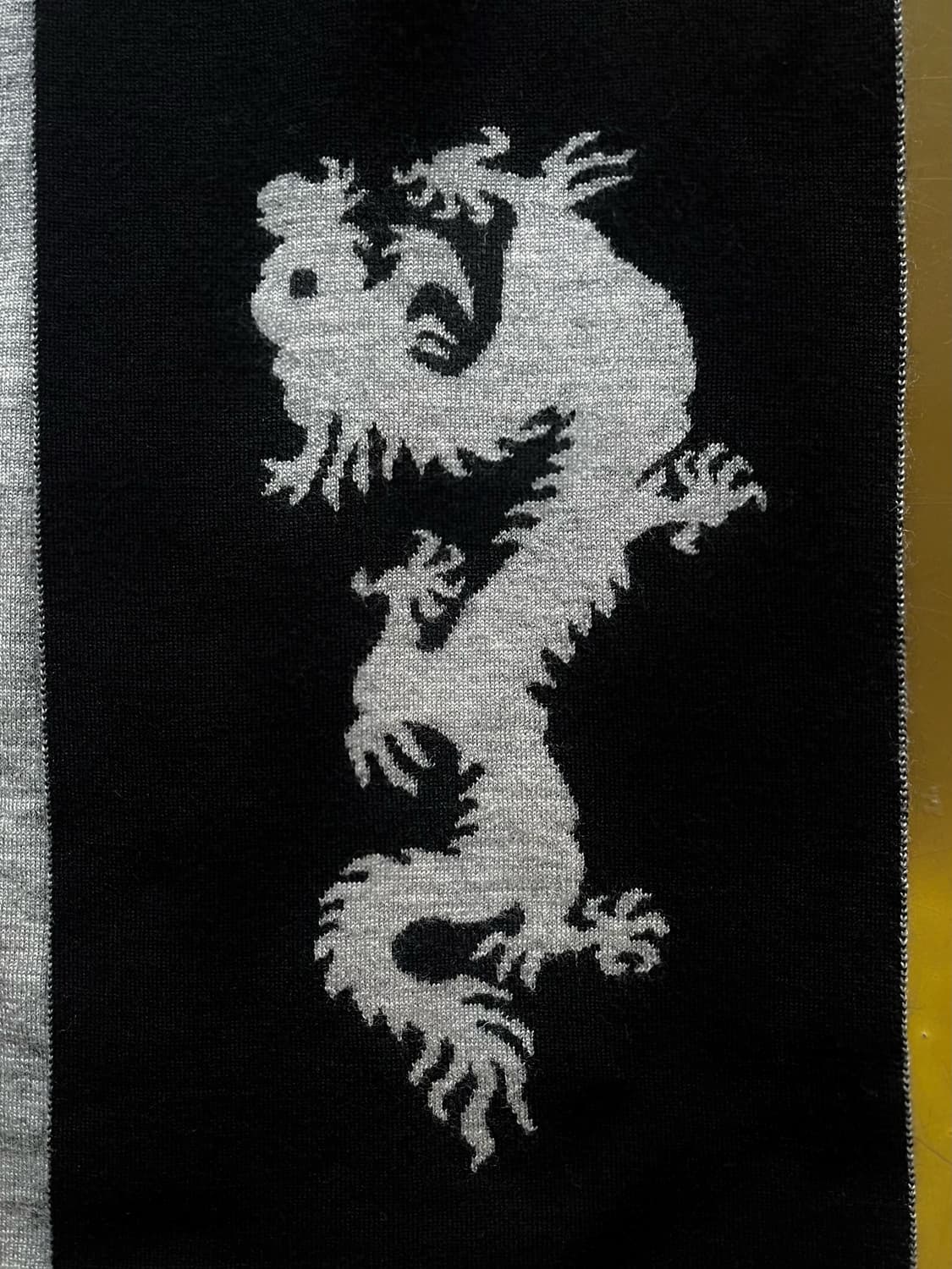 VIVIENNE TAM Archive 2Way Dragon Muffler 상품이미지6