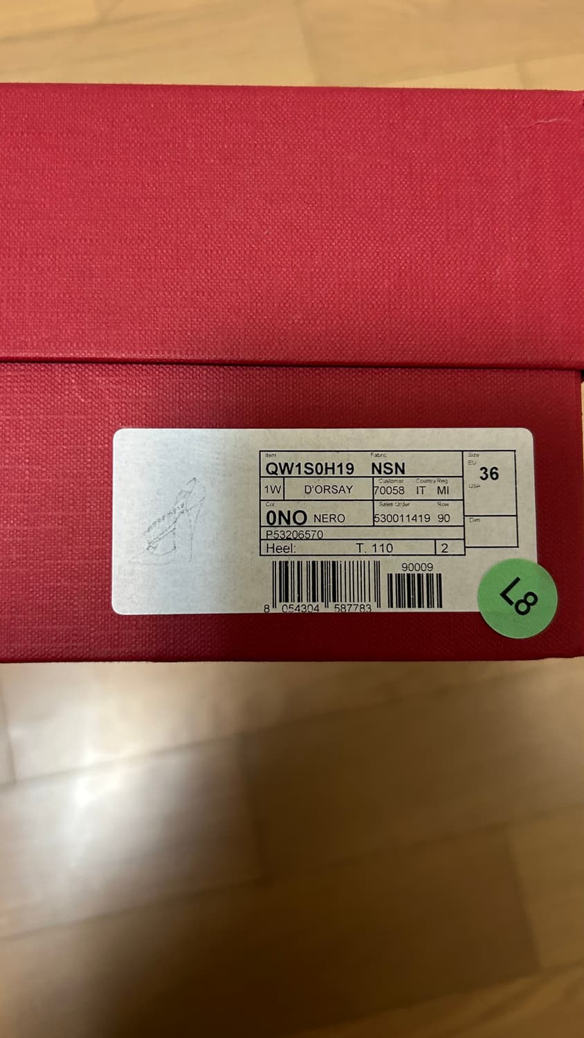 발렌티노(Valentino Garavani) Very V 블랙 레더 펌프 상품이미지5