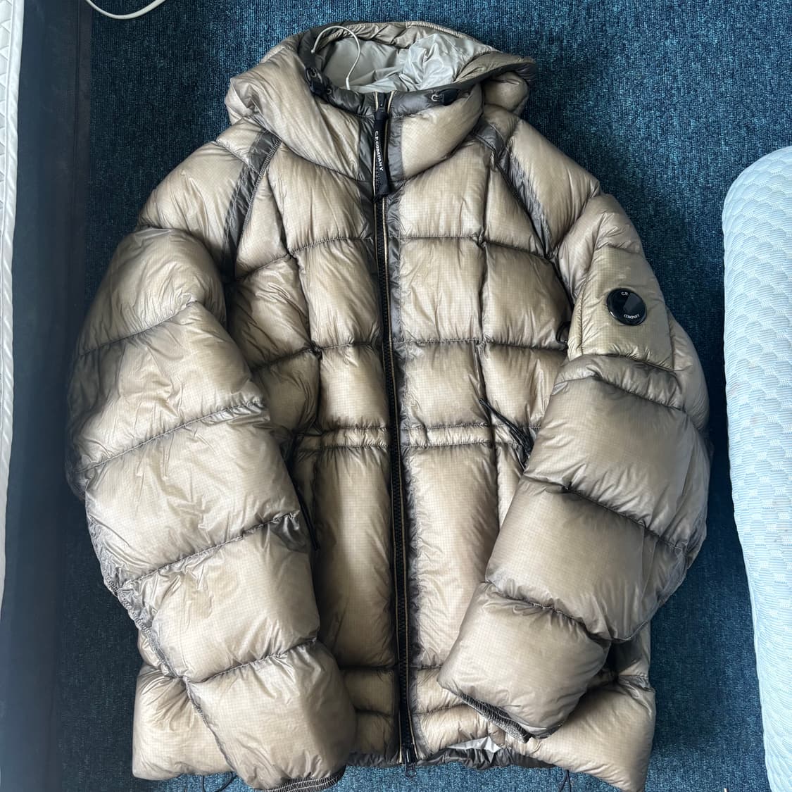 씨피컴퍼니 디디쉘 패딩 상품이미지2