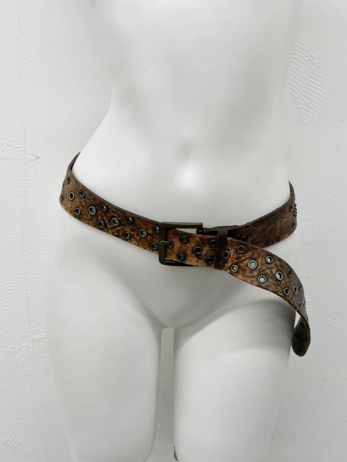 리얼레더 오리엔탈 펀칭 버클 벨트 상품이미지2