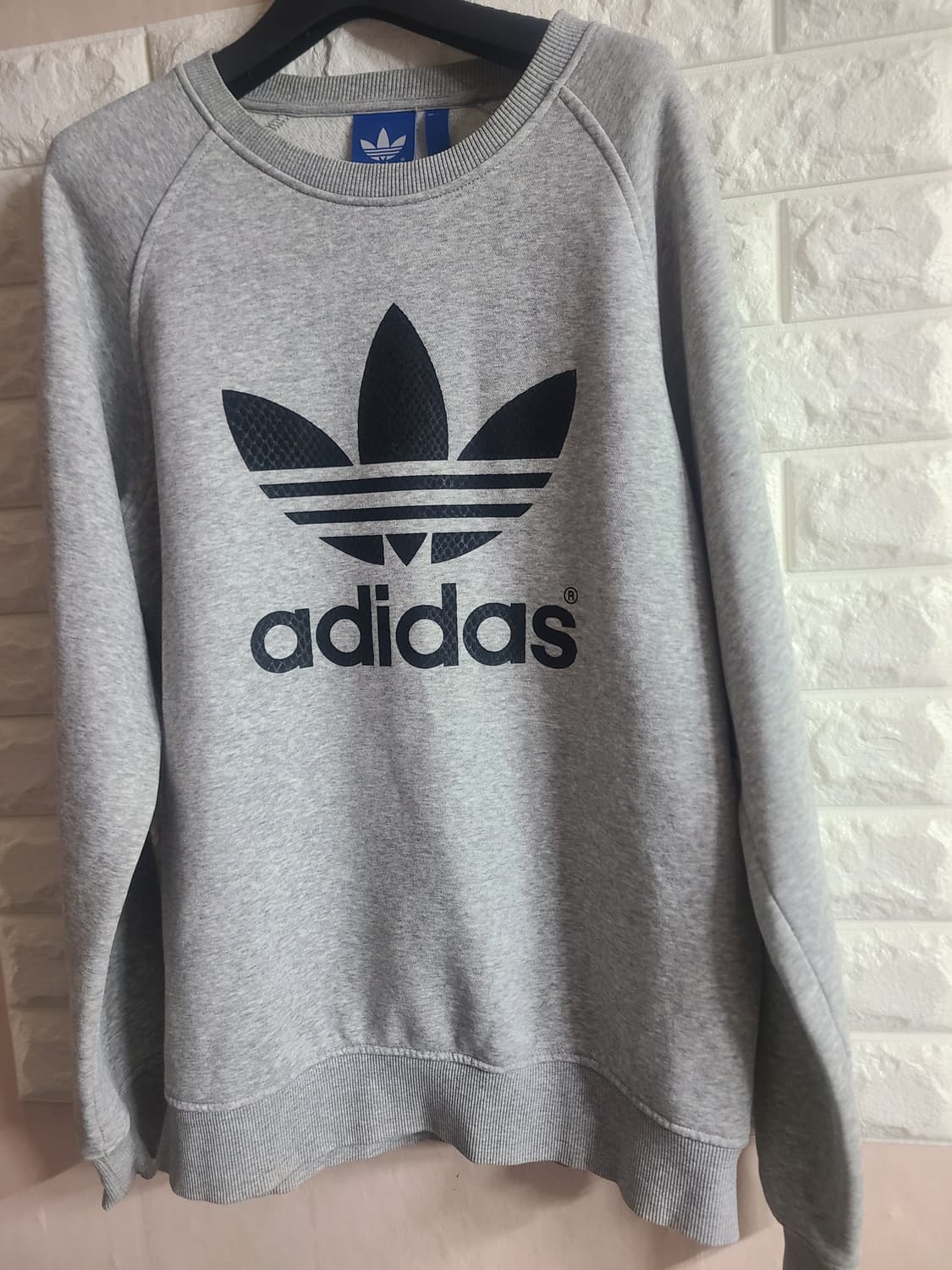 아디다스 회색 트레포일 맨투맨 티셔츠(100) 상품이미지1