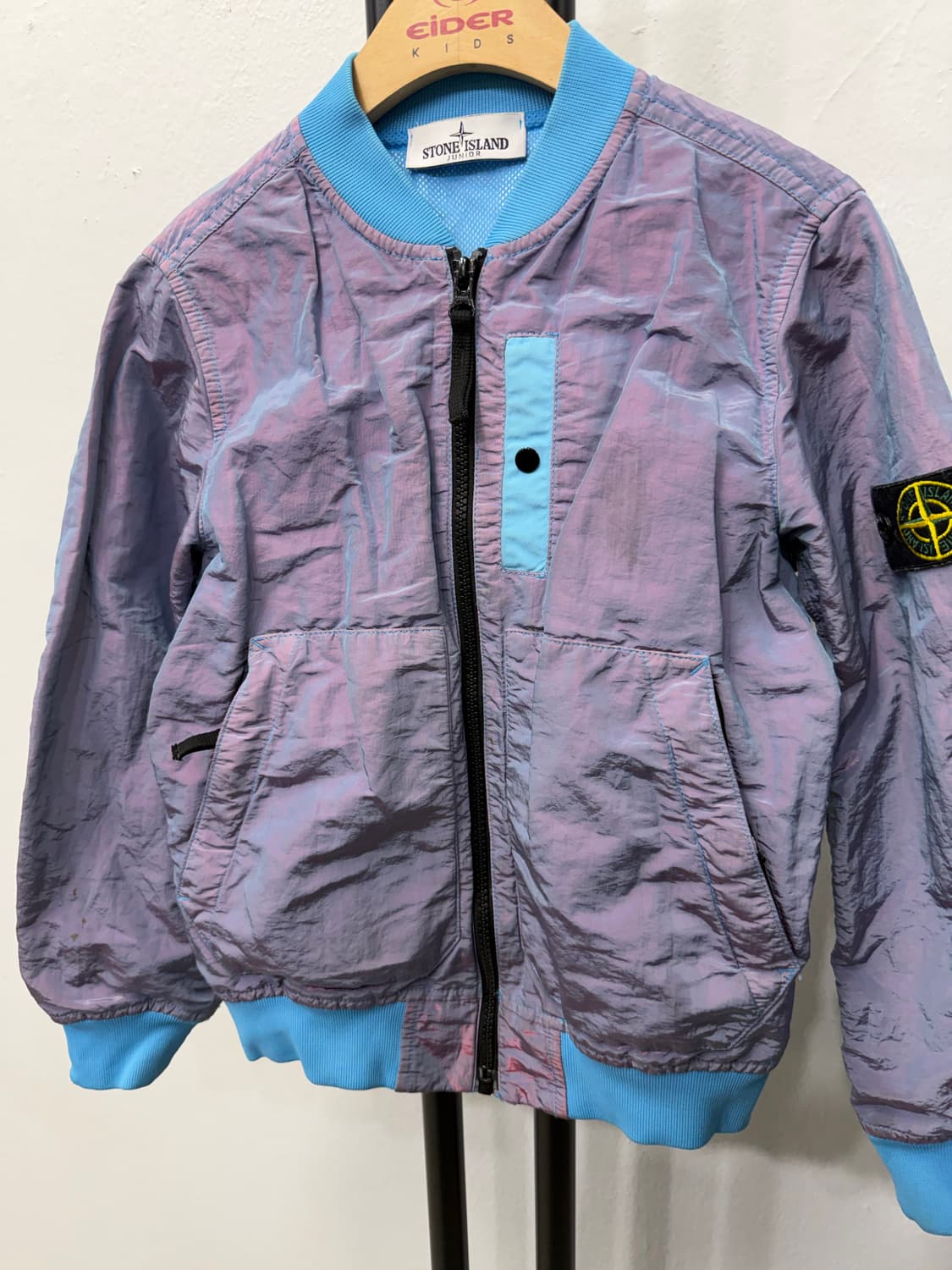 매장판정품) 스톤아일랜드 주니어 샴브레이 봄버 자켓 8y 상품이미지2