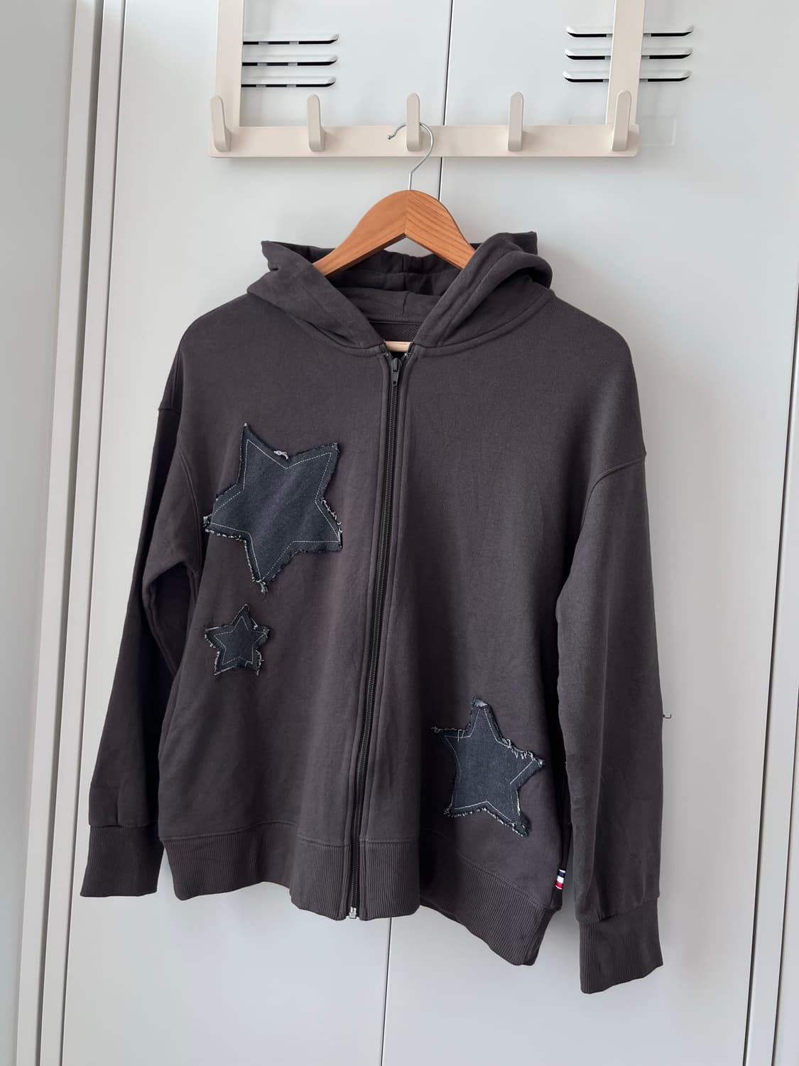 Person 별 패치 그레이 후드집업  상품이미지5