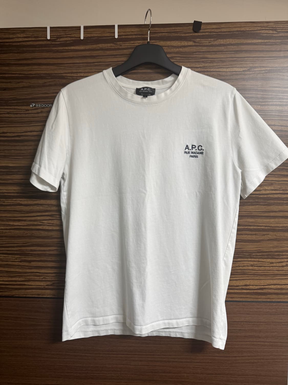 APC 화이트 티 L 95,100 상품이미지1