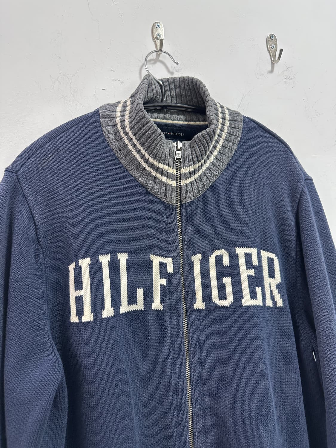Tommy Hilfiger logo knit zip up 상품이미지3