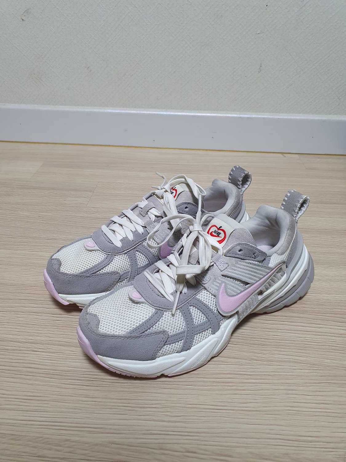 나이키 v2k 런 운동화 250 상품이미지4