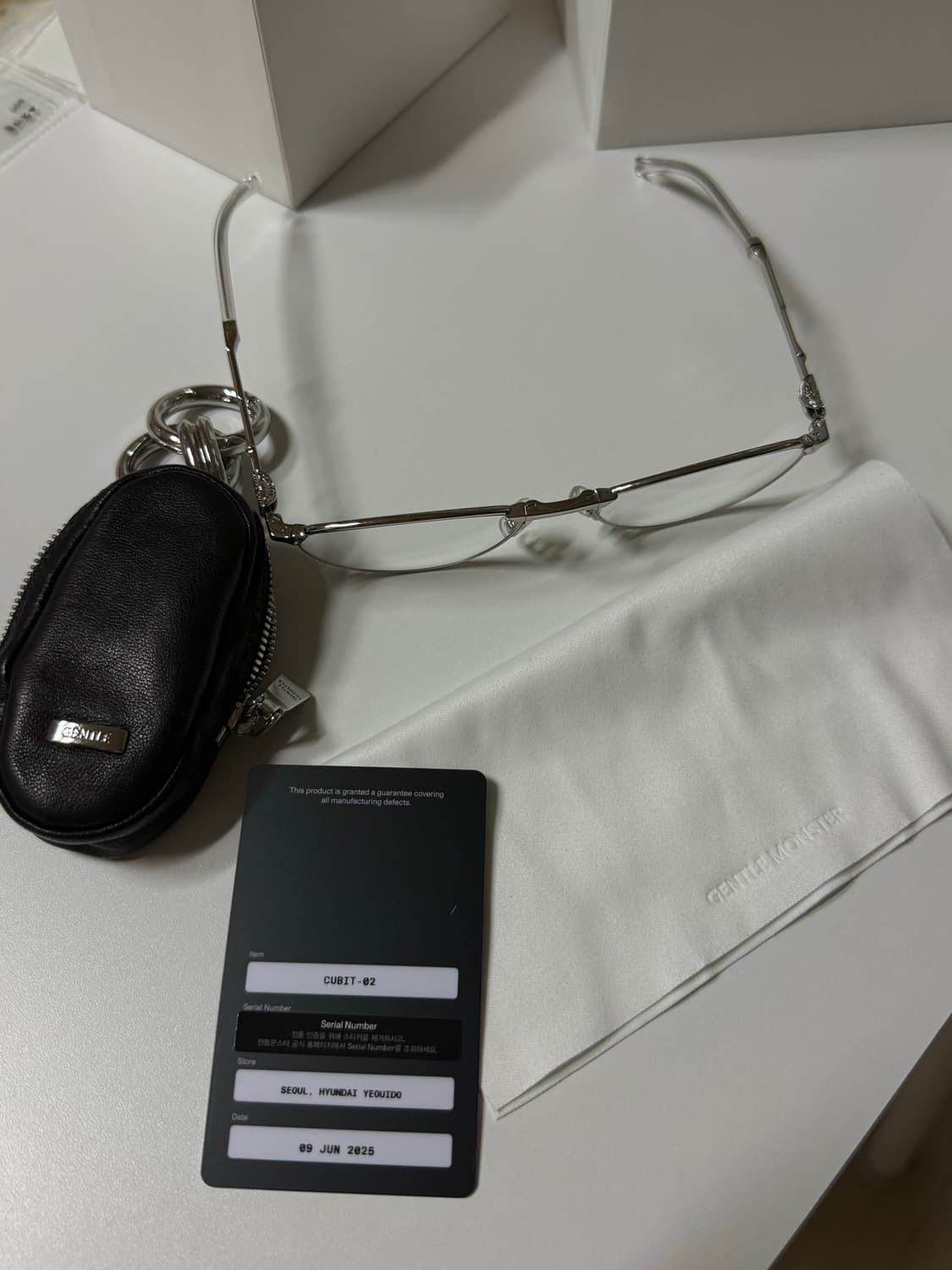 젠틀몬스터 상품이미지2