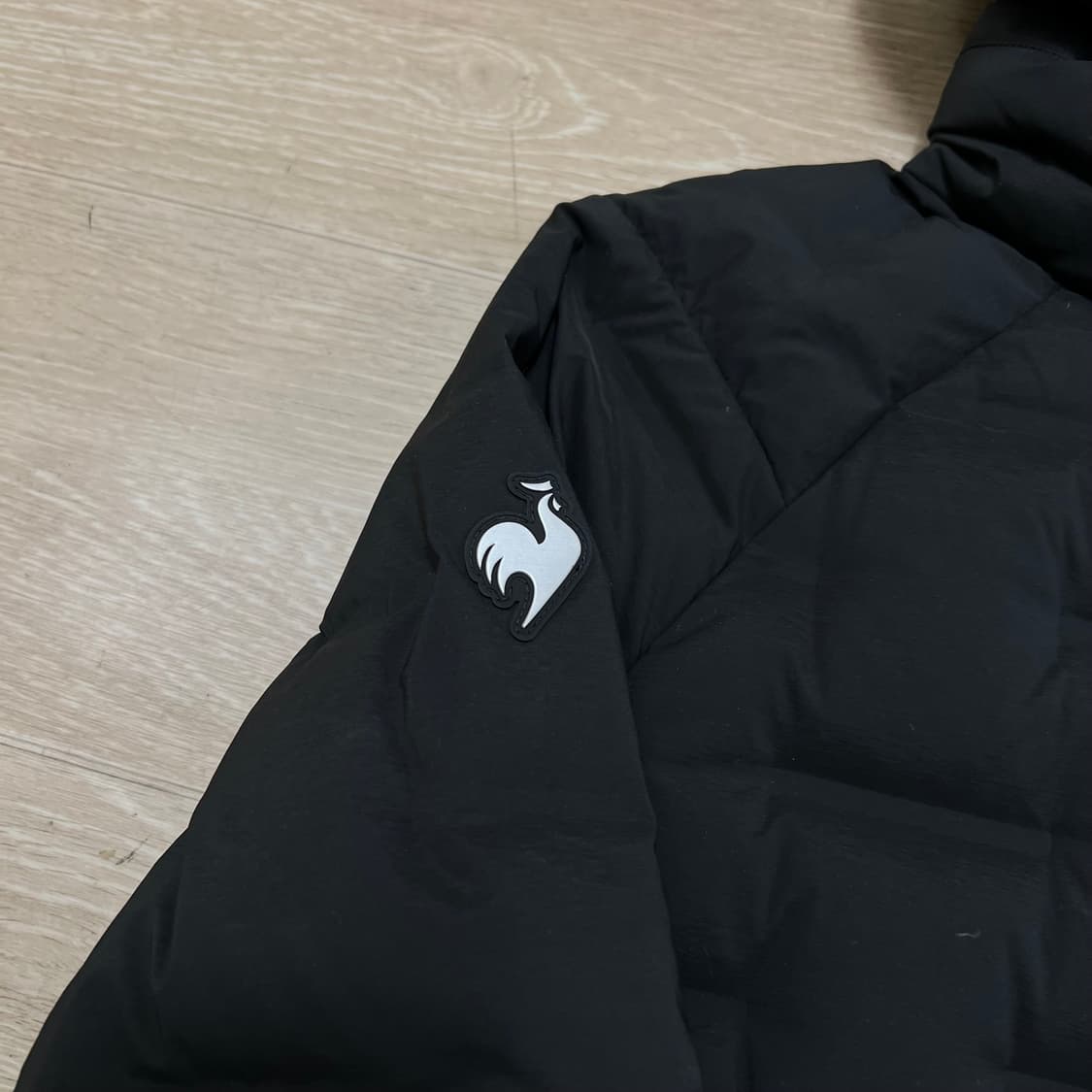 르꼬끄 여성 구스다운 와펜 후드 경량 패딩 점퍼 [블랙] M/90 상품이미지5